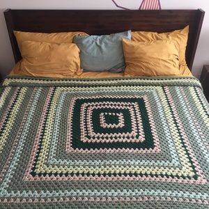 King-sized vintage crochet throw blanket